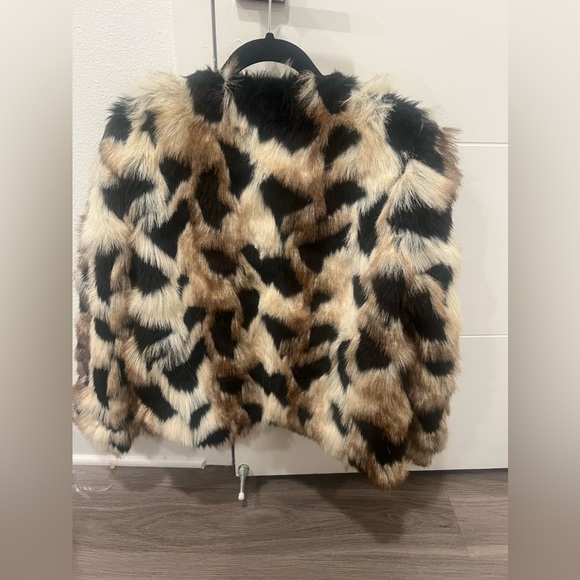 Leopard/Animal Print Faux Fur Coat - Picture 3 of 7